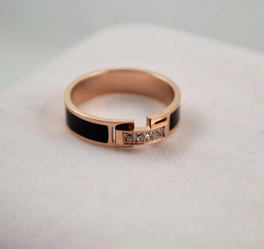 Черное кольцо из четырех частей с фианитом модное женское титановой стали и