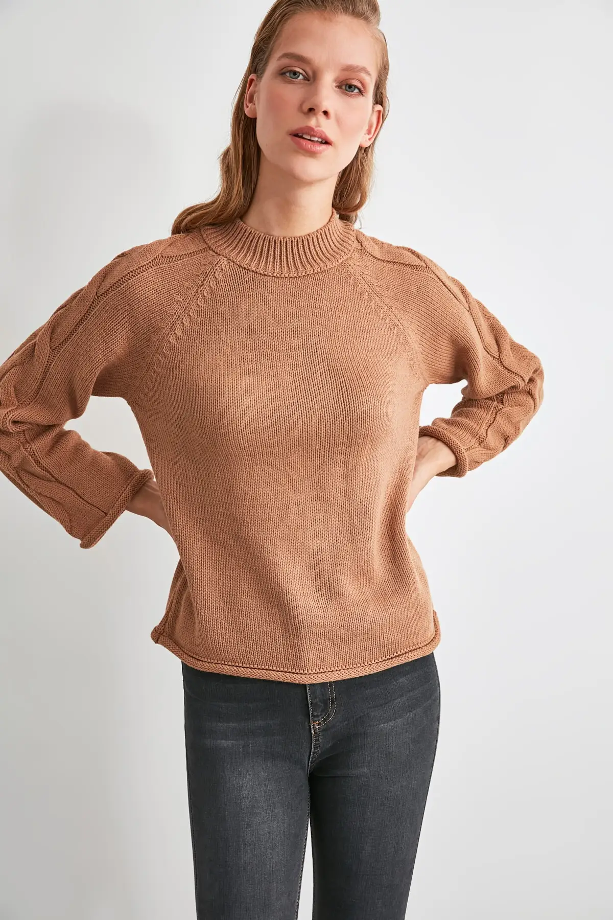 

Trendyol Sleeves are Mesh Detailed Knitwear Sweater TWOAW21KZ1807