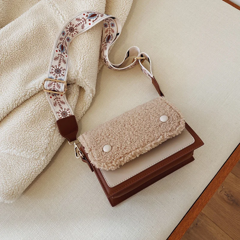 

Wool Women Shoulder Bag 2021 Winter New Crossbody Bag Fashion Wild Small Square Bag Plush Female Bag Mobile Phone Bag Wallet