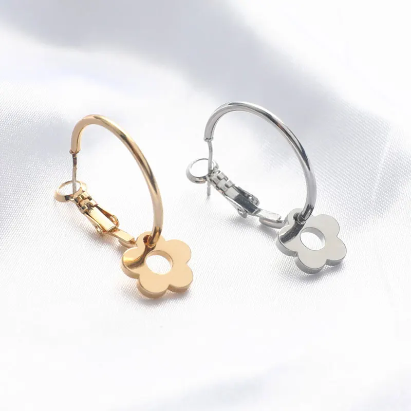 

Vintage Romantic Metal Small Hollow Plant Flower Simple Hoop Earrings for Women Girls Party Jewelry Autumn Winter