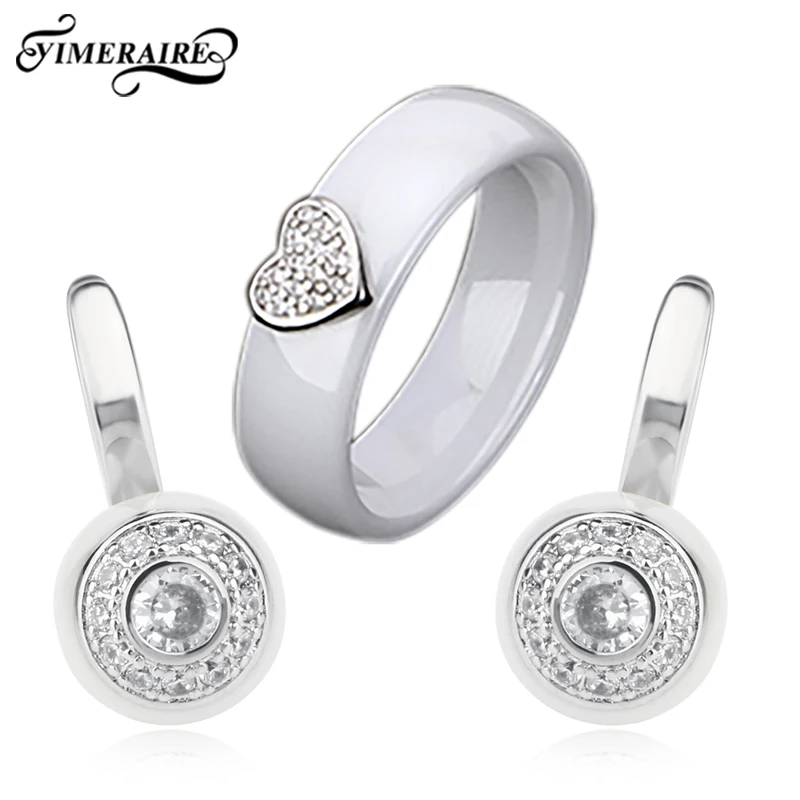 

Набор женских керамических украшений, серьги и кольца, кристаллами в виде сердца