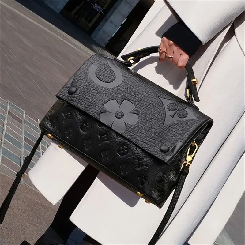 

Genuine Leather Handbags 2021 New Fashion Embossed Messenger Bag High Sense of All-match Shoulder Square Bag Luxury Handbags Gg
