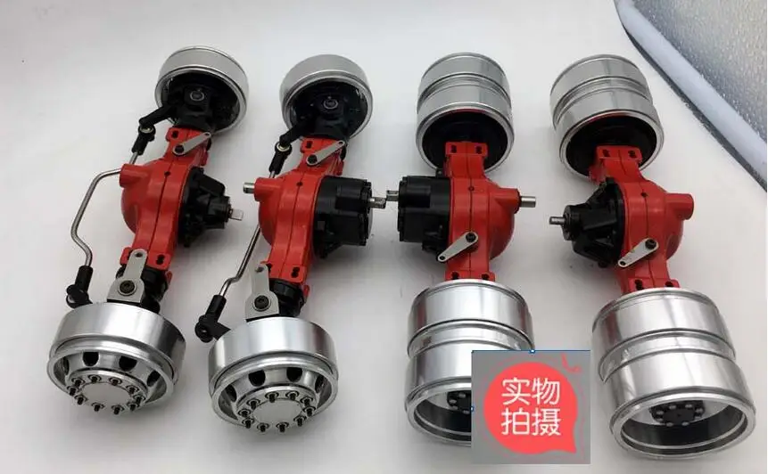 Бульдозер поперечного мостового погрузчика после торможения военного зажимного