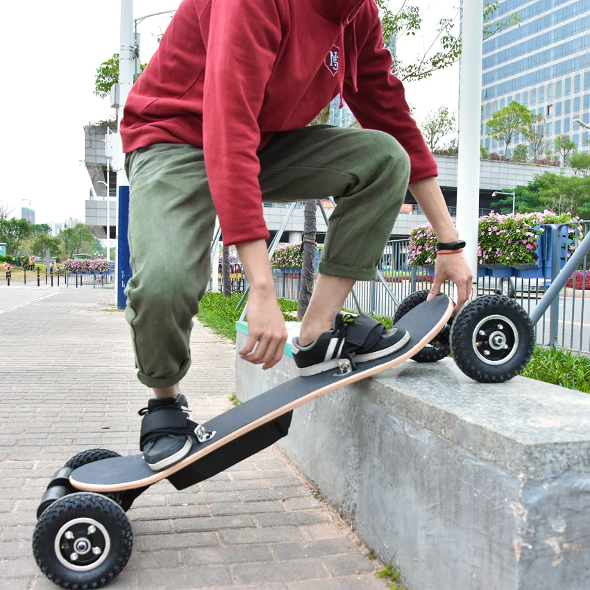 

Electric Skateboard 1200W Motor 40km/h With Remote Control Off Road e scooter 36V Battery Electric Scooter