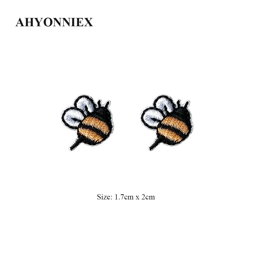 10pcs/lot Mini Yellow Bee Patch Embroidery Sticker Iron on Patches for Clothing Applique DIY Accessories |