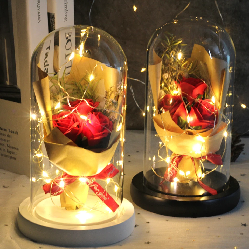 

2022New Wedding decoration Beauty and the beast Rose A bunch of flower bottle in A glass dome birthday mother day gift for party