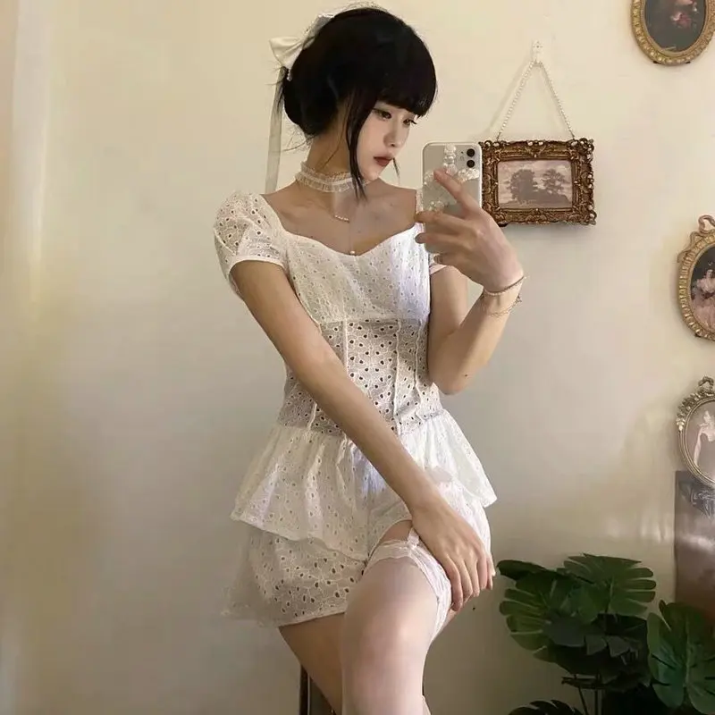 

Summer Women Romantic Playsuit White Embroidery Puff Short Sleeve Slim Fitting Slash Neck Design Layered One Piece Outfit 2021