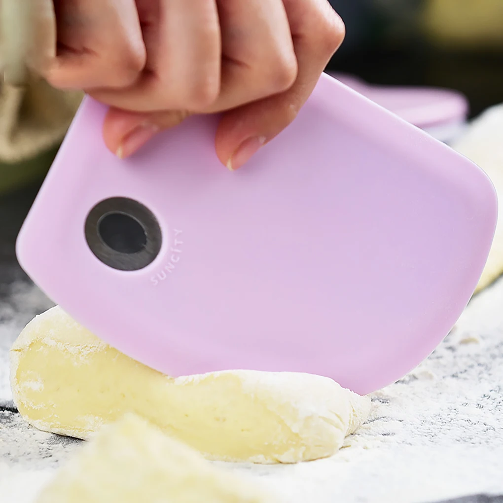 

Dish Scraper Tool Silicone Kitchen Pan Scrape Tool Multipurpose Curved Flat Edge Dough Slicer