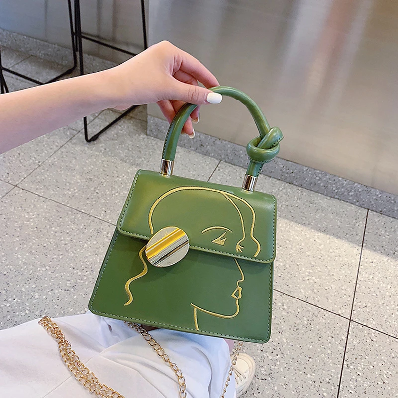 Casual Metal Chains Crossbody Bag Women Mini Shoulder Messenger Bag Hasp Small Female Handbags and Flap Evening Clutch Bags