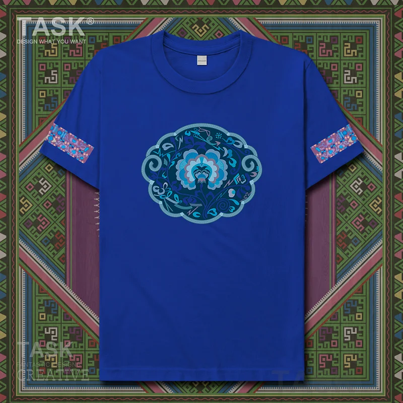 Футболка в национальном стиле с принтом этнических меньшинств |