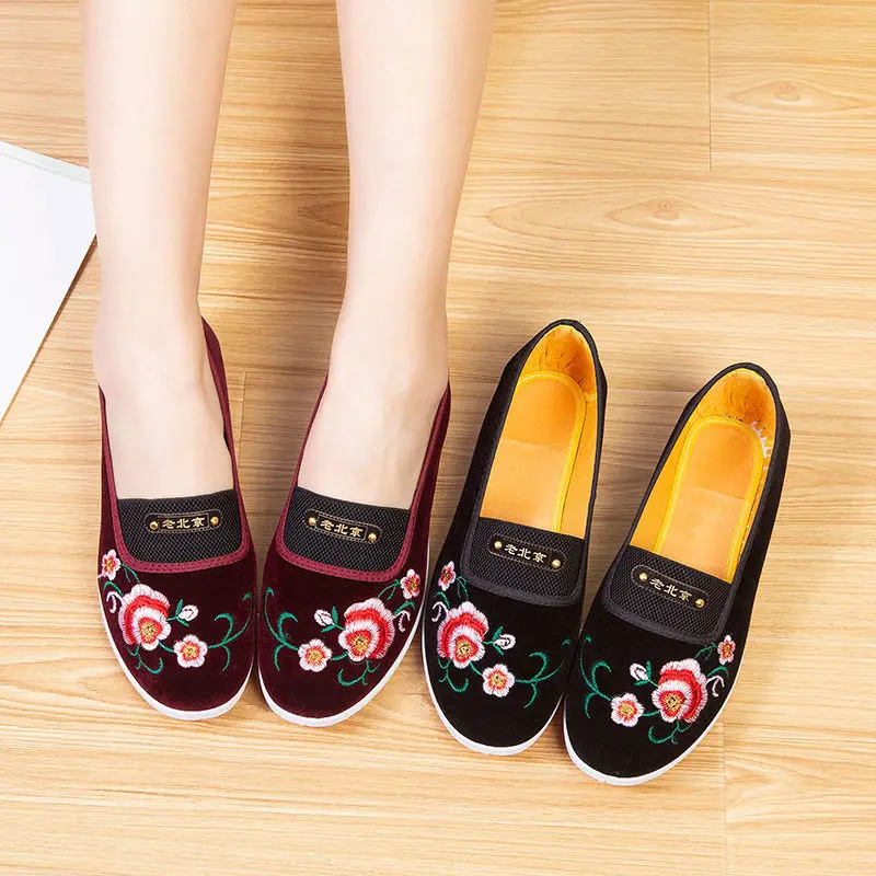 

2021 New spring and autumn ethnic style cloth shoes women's soft non-slip flat bottom breathable