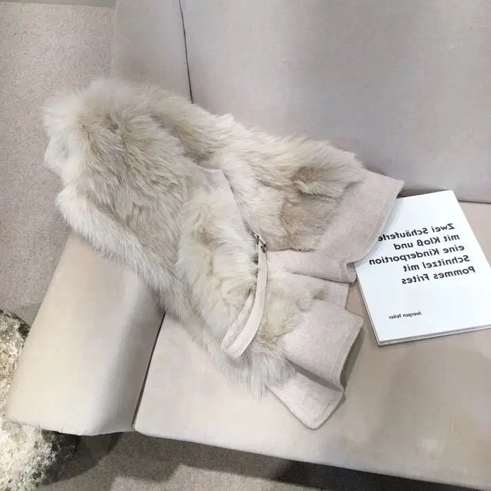 

Women New 2021 Winter Sleeveless Jacket Artificial Fur Coat Fashion Female Waistcoats Outerwear Ladies Warm Faux Fur Vest A585