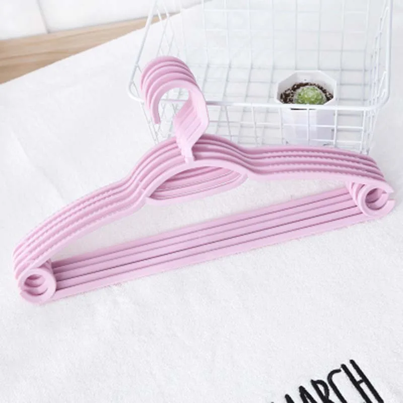 1 PC Plastic Hangers For Clothes Pegs Wire Anti-skid Drying Rack Adult Children Baby Clothing Hanger Outdoor | Дом и сад