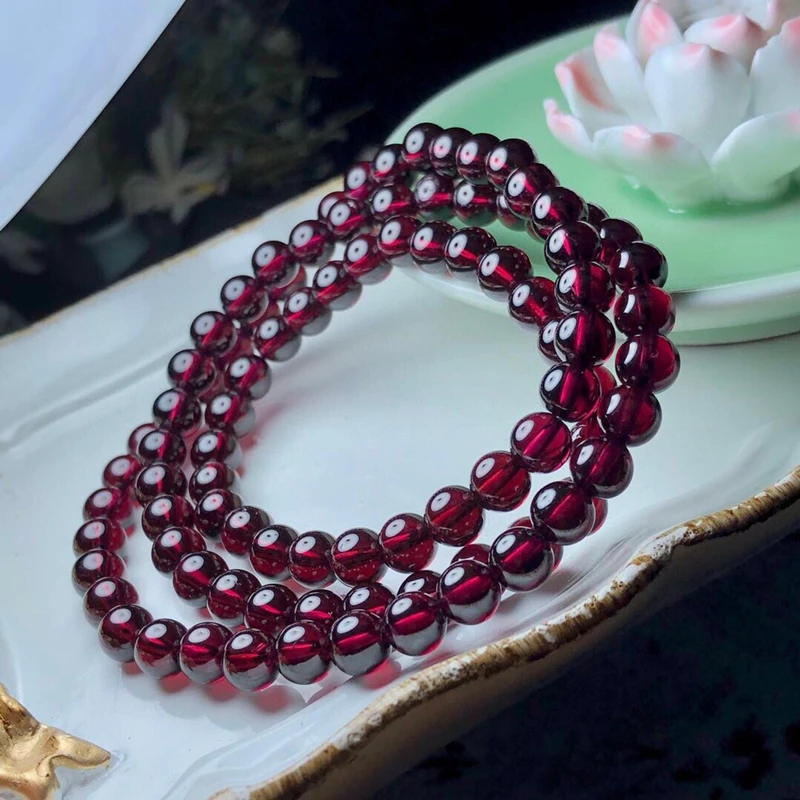 

Three Circles Of Burgundy Garnet Exquisite Model Specifications About 6-7 mm Woman Stone Anti-aging All-match