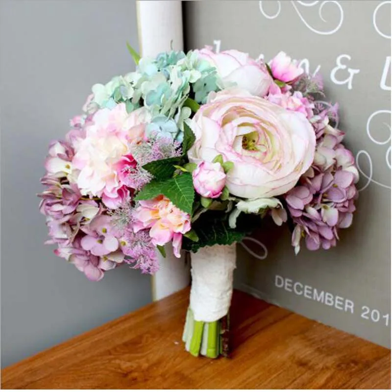 

DIY 2020Years Handmade Pink holding flowers Colorful Wedding bridesmaids decorate bouquets Beautiful romantic proposal bouquet