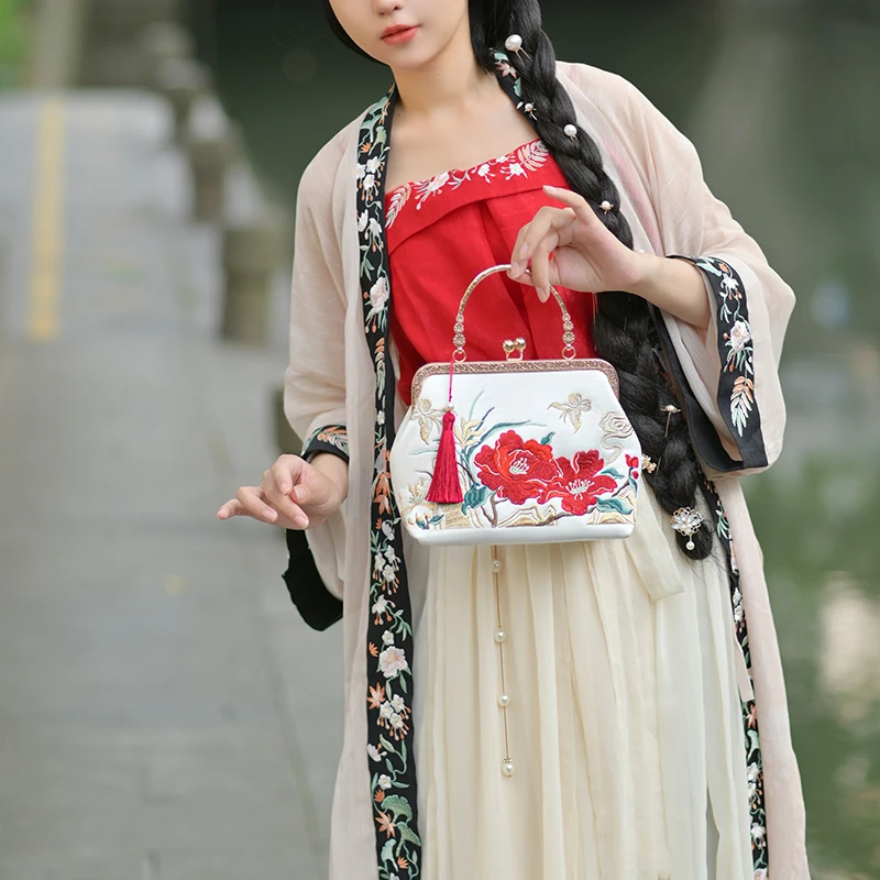 

Fashion Luxury Chinese Style Embroidery Bag Handbag Japanese Hanfu Embroidery Tote Cheongsam Female Cosplay Clutch Women Bags