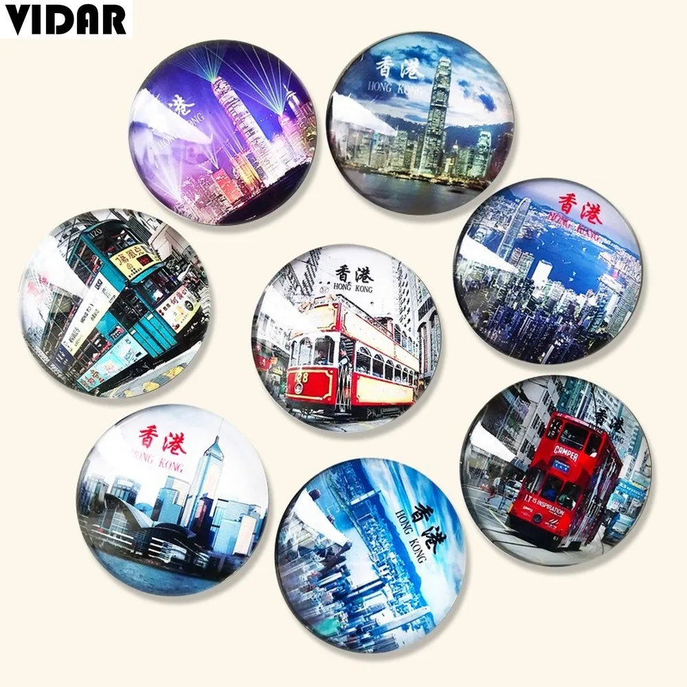 Хонгконг - магнит из хрустального стекла с прозрачным круглым магнитным стикером для холодильника в виде памятки путешествия.