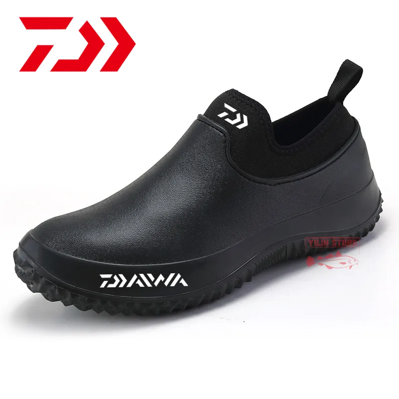 

Daiwa Autumn Winter Fishing Shoes Non-slip Wear-resistant Hiking Shoes for Men Women Outdoor Plus Velvet Warm Sports Rain Boots