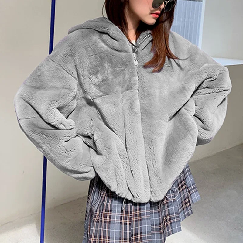 Faux Fur Jacket Women Furry Thick Hooded Baseball Uniform 2023 Winter Casual Loose Short Coat Ladies Luxury Blended Fur Jackets