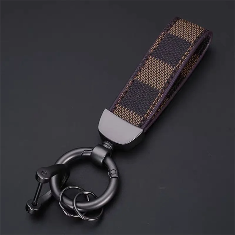 

High-Grade Leather Car KeyChain 360 Degree Rotating Horseshoe Buckle Jewelry Key Rings Holder Bag Pendant