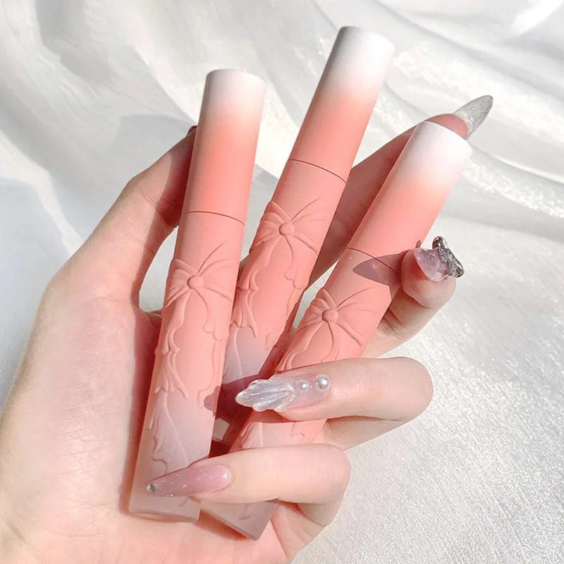 Бархатный матовый блеск для губ CVZ Бабочка нюдовый внешний вид стойкий