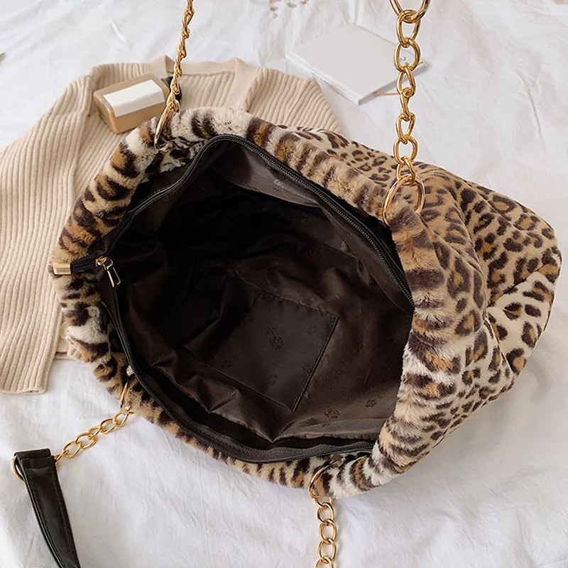 

Fashion Plush Large Capacity Leopard Print Women's Messenger Bag Winter Leisure Warm Shoulder Bag Luxury Retro Handbag