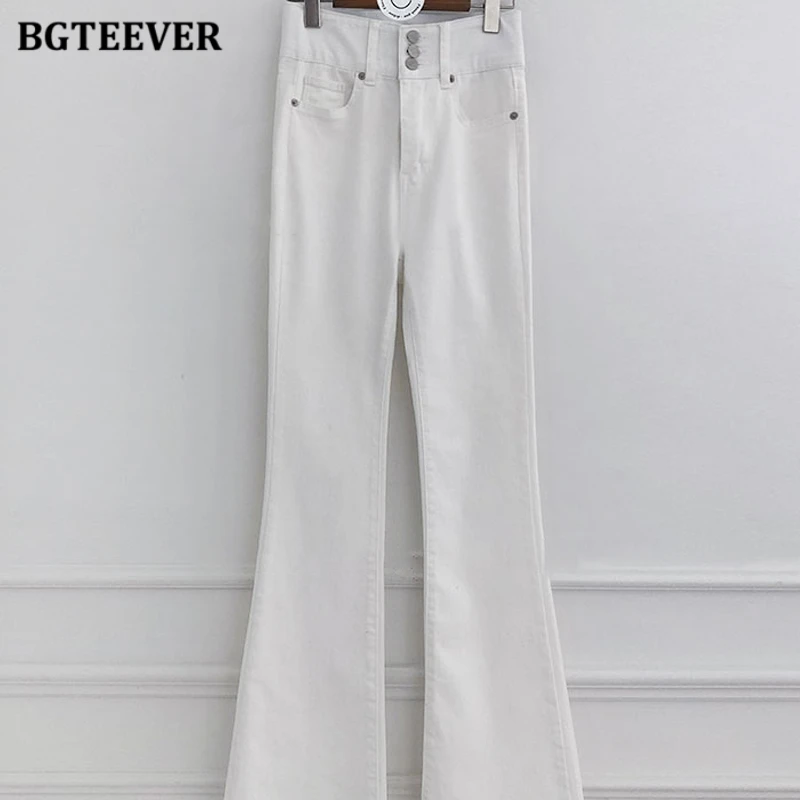 

BGTEEVER Chic High Waist Button Women Skinny Denim Flare Pants Elegant Slim Female White Jeans 2021 Summer Ladies Pantalon