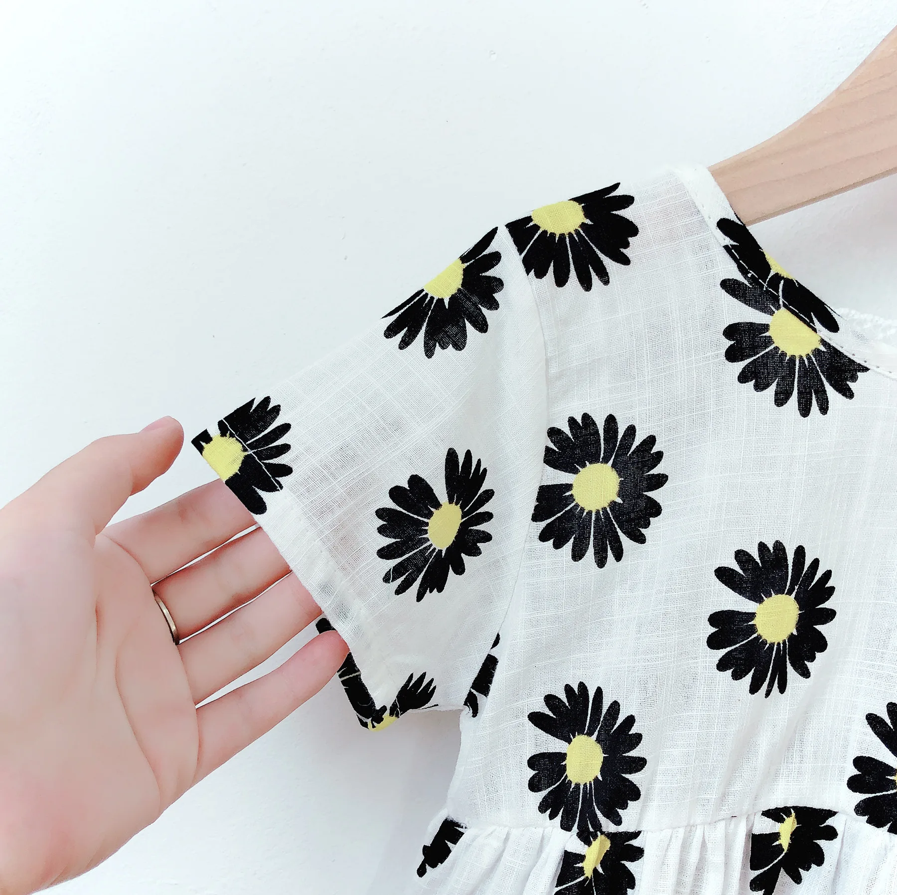 Женское летнее платье с оборками и открытой спиной | Детская одежда обувь