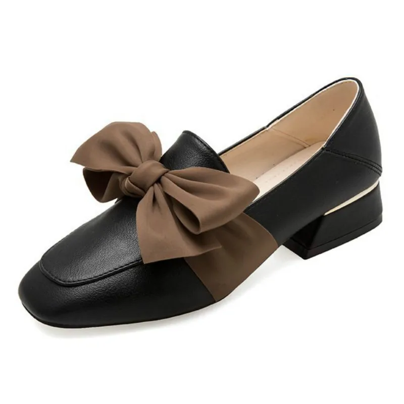 2020 Новое поступление черные кожаные туфли-лодочки для женщин милые шелковые