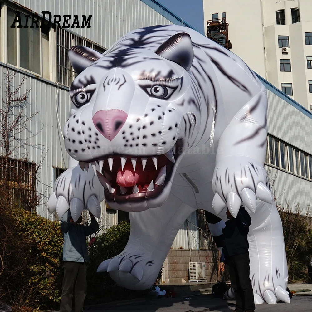 

High Quality 3/5/7M Long Custom Made Giant Inflatable Fierce White Tiger Animals For Zoo Advertising
