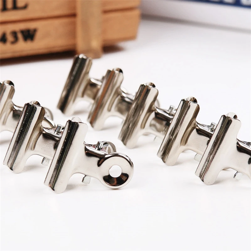 

100 Pieces Bulldog Metal Clips Hinge Clips for Paper Organizers, Photo Wall, Home and Office, 0.87 Inch, Silver