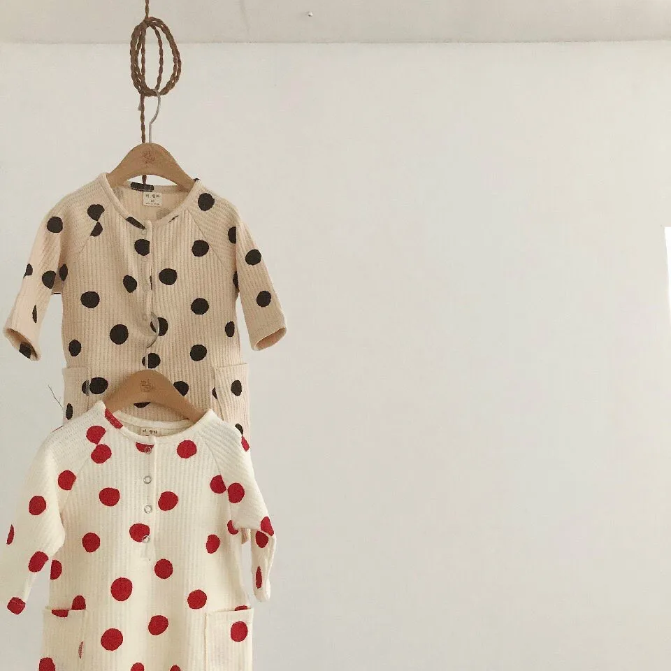 Детский комбинезон в горошек с карманами|Ромперы| |