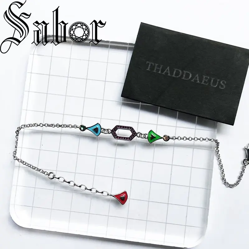 Женский браслет серебристого цвета с Азиатским орнаментом | Украшения и