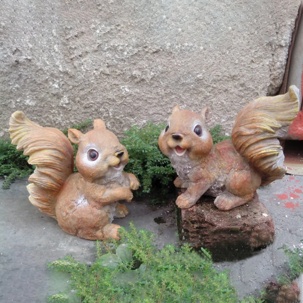 

2pcs/set Garden Ornaments Accessories Festival Home Resin Statue Outdoor Decor Waterproof Squirrel Figurines Animal Art Craft