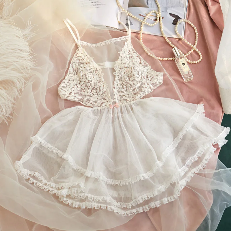 

Fairy White Cake Nightdress Floral Lace Sleepwear Deep V Strap Dress Young Girl Sexy Lingerie Mesh Tulle Perspective Night Gown