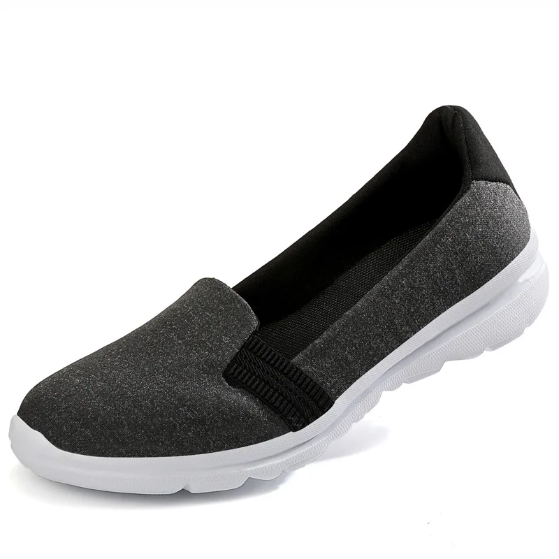 

Large size breathable cloth shoes women's new soft-soled lazy women's shoes a pedal breathable mother flat-soled shoes 42