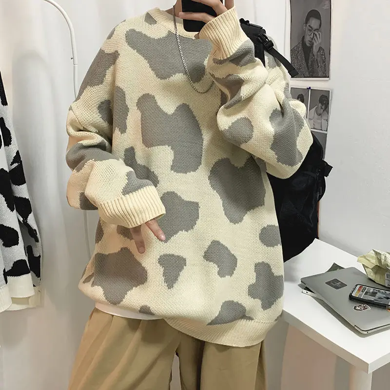 

Korean Cow Print Sweater Men's Warmth Fashion Retro Casual Knitted Pullover Men Loose Autumn And Winter Sweater Mens Clothes
