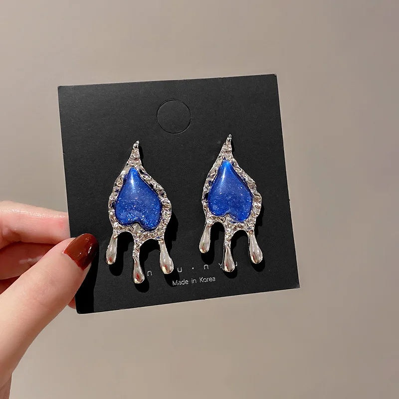 

New Creative Flowing Lava Heart-shaped Women's Earrings, Elegant and Romantic Temperament Design, Jewelry Earrings Wholesale