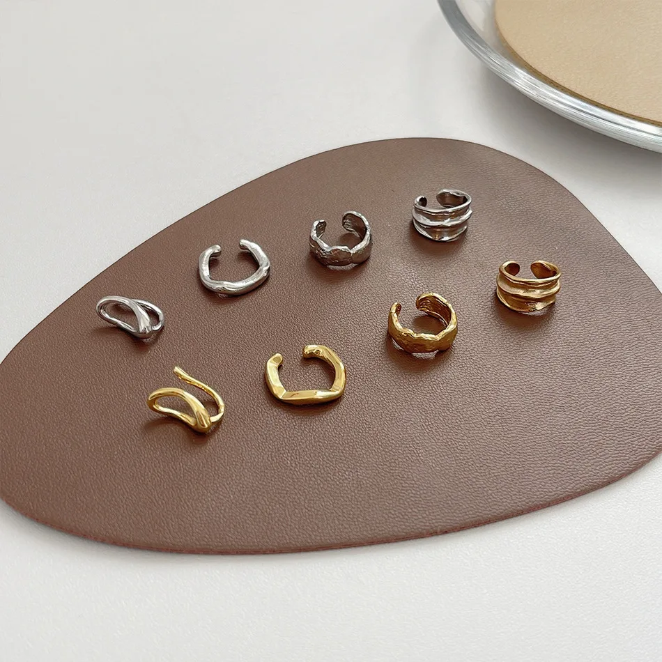 

1Piece 2021 New Simple Irregular Geometric Circle Texture Metal Hollow Non-Piercing Ear Cuff Clip Earrings For Women Accessories