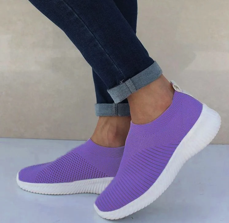 

Light Sneakers Women Breathable Mesh Vulcanized Shoes Outdoor Flat Slip-On Sock Shoes Women For Walking Plus Size 35-43