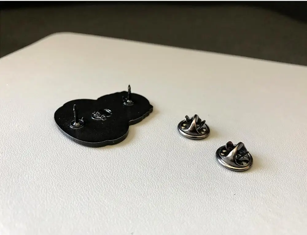 

Original Cute Space Little Yellow Duck Brooch Astronaut Badge INS Style Trend Space Peripheral Accessories