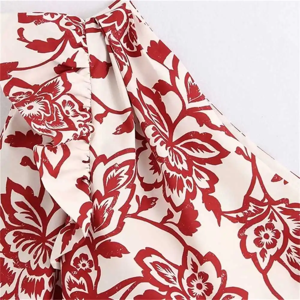 

2021 summer women's new French asymmetric single shoulder printed poplin temperament was thin and exposed half shoulder shirt