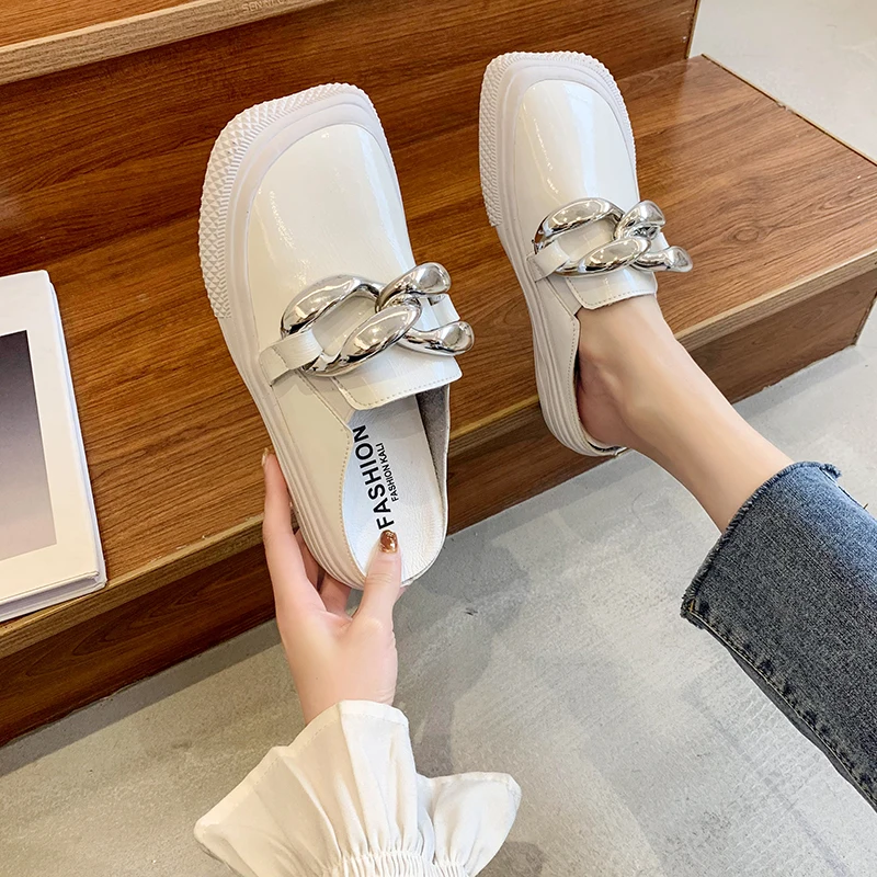 

Square Toe Rivet Shoes Slippers Flat Low Luxury Slides Slipers Women Designer Cover 2021 Fashion Retro Metal Decoration PU Basic