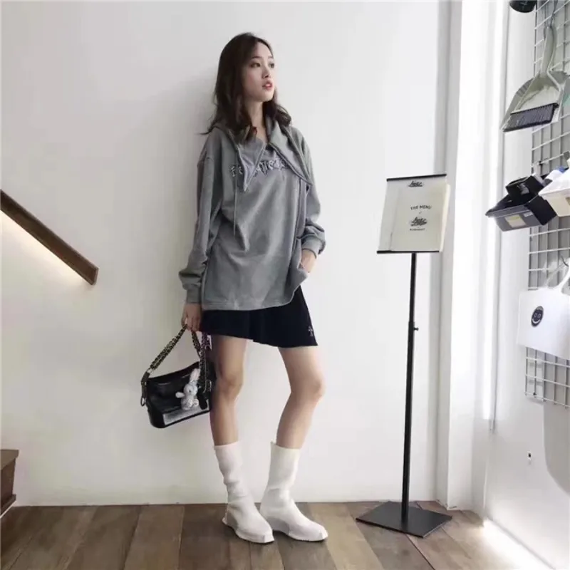 Уличные белые ботинки женские эластичные ботильоны в стиле панк из натуральной