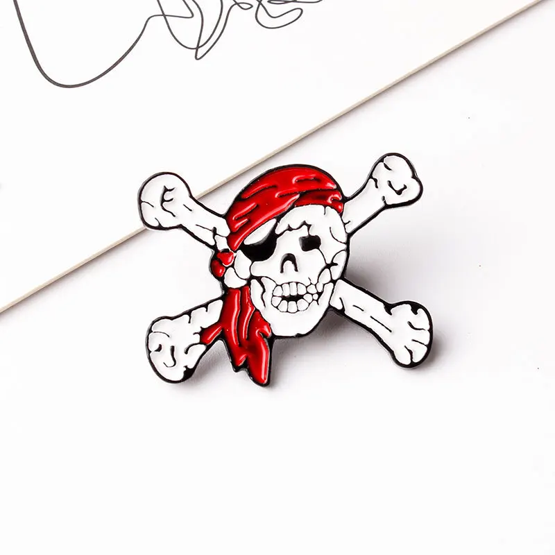 Пиратский череп фантастический танцующий скелет призрак значок модный