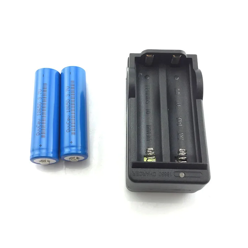 

T6 led flashlight torch long flash light Zoomable 2000 Lumen 18650 linterna Lampe Torche for hunting 18650 battery charger