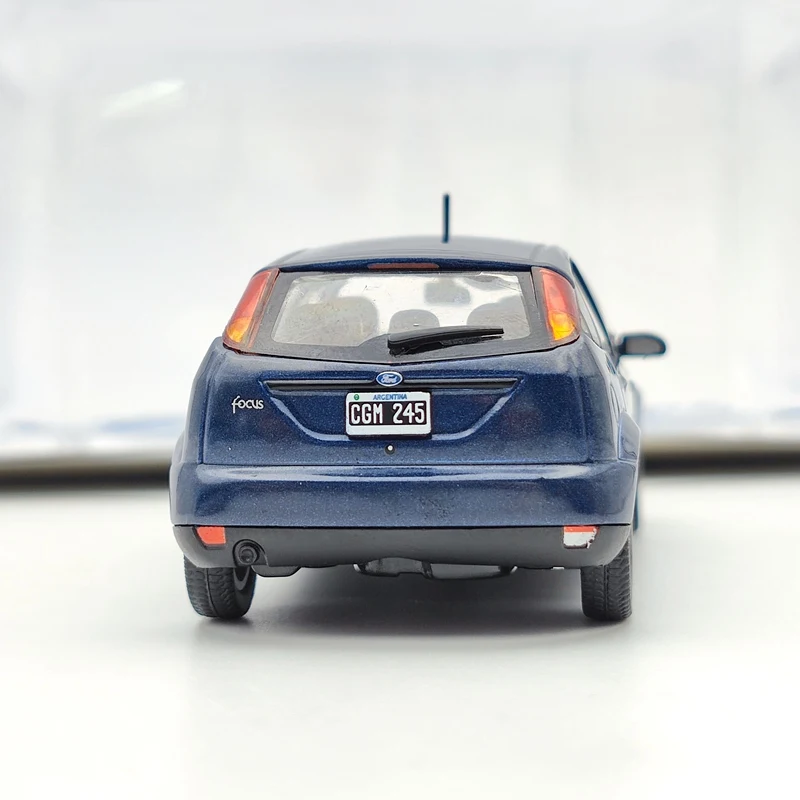 IXO 1:43 Ford F ~ cus CLX 1998 модели литья под давлением Ограниченная серия игрушек