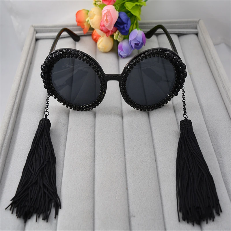 

Cosplay Adult Punk Personality Tassel Pearl Rhinestone Retro Round big Frame Sunglasses Girl Leisure Beach Sunglasses