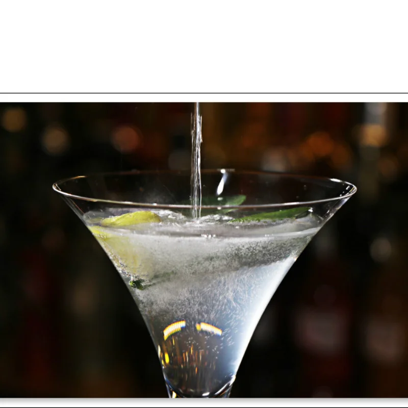 

European Creative Goblet Modern Simple Triangle Red Wine Champagne Cup Cocktail Glass Classic Home Bar Wine Mug