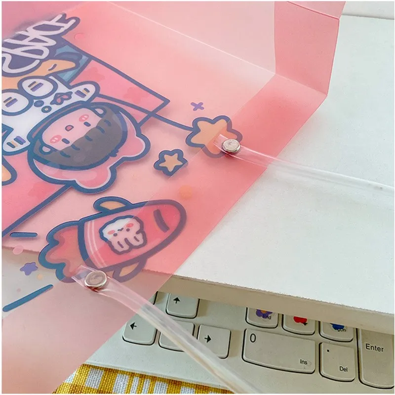 

Ins Cute Cartoon Gift Bag Girl Heart PVC Tote Bag with Souvenir Cartoon Not Easy To Break Shopping Learning Home Gift Bag